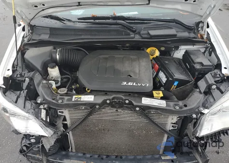 2018 Dodge Grand Caravan Sxt from USA, damaged, VIN 2C4RDGCG4JR208614